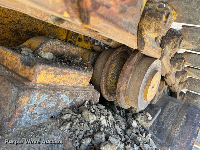 image for item DN3032 2007 John Deere 750J LGP  dozer