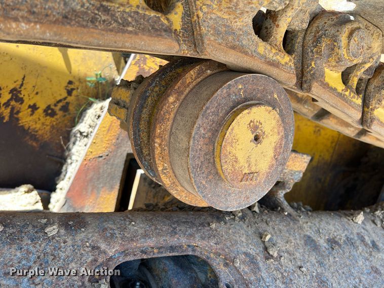 image for item DN3032 2007 John Deere 750J LGP  dozer