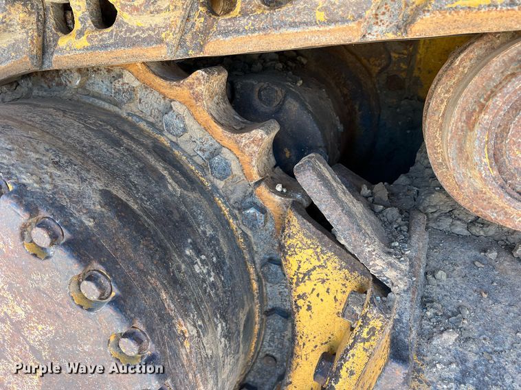 image for item DN3032 2007 John Deere 750J LGP  dozer