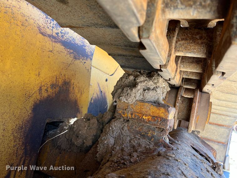 image for item DN3032 2007 John Deere 750J LGP  dozer