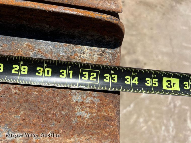 image for item DN3032 2007 John Deere 750J LGP  dozer