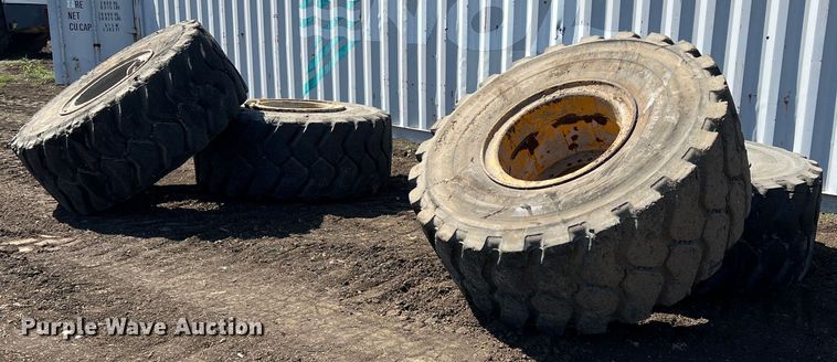 image for item DN3033 (4) 23.5R25 wheels and tires