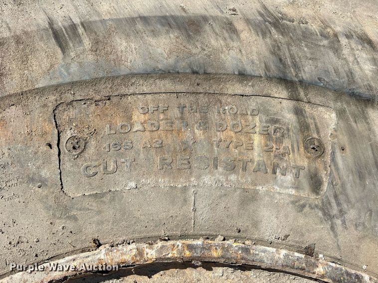 image for item DN3033 (4) 23.5R25 wheels and tires