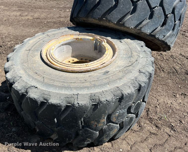 image for item DN3033 (4) 23.5R25 wheels and tires