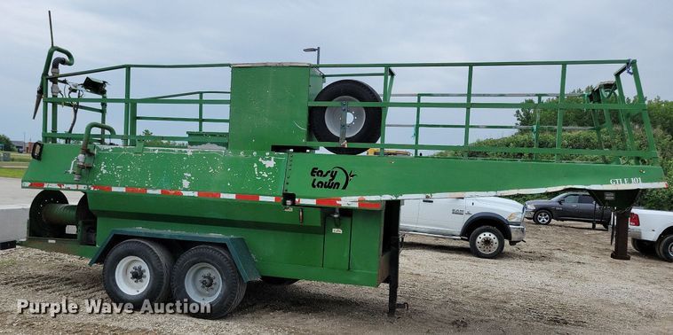 image for item DN3995 2005 Easy Lawn C125  hydroseeder