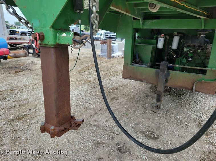 image for item DN3995 2005 Easy Lawn C125  hydroseeder