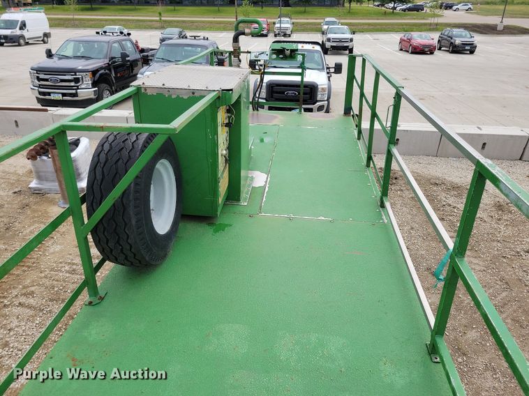 image for item DN3995 2005 Easy Lawn C125  hydroseeder