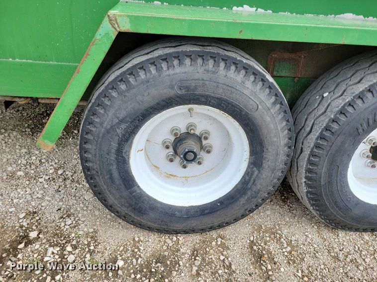 image for item DN3995 2005 Easy Lawn C125  hydroseeder