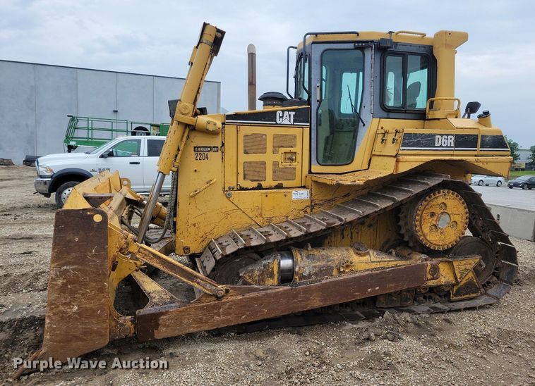 image for item DN3996 1998 Caterpillar D6R  dozer