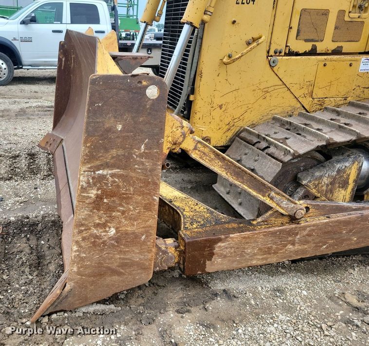 image for item DN3996 1998 Caterpillar D6R  dozer