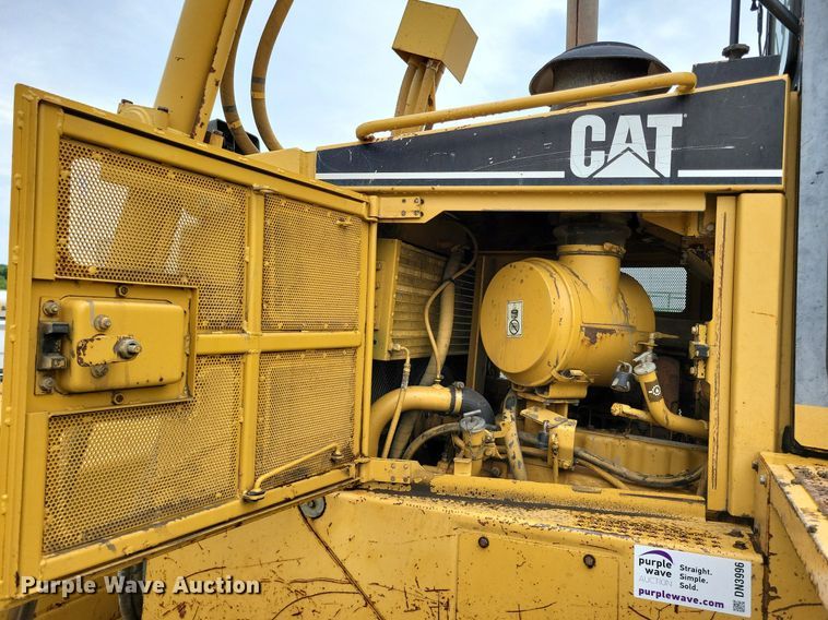 image for item DN3996 1998 Caterpillar D6R  dozer