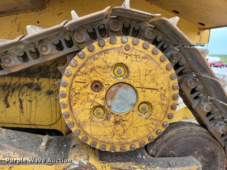 image for item DN3996 1998 Caterpillar D6R  dozer