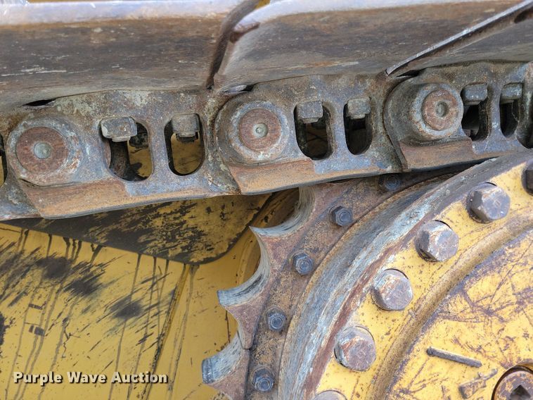 image for item DN3996 1998 Caterpillar D6R  dozer