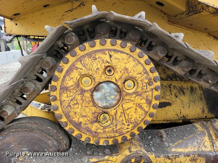 image for item DN3996 1998 Caterpillar D6R  dozer