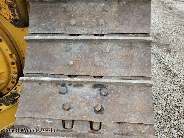 image for item DN3996 1998 Caterpillar D6R  dozer