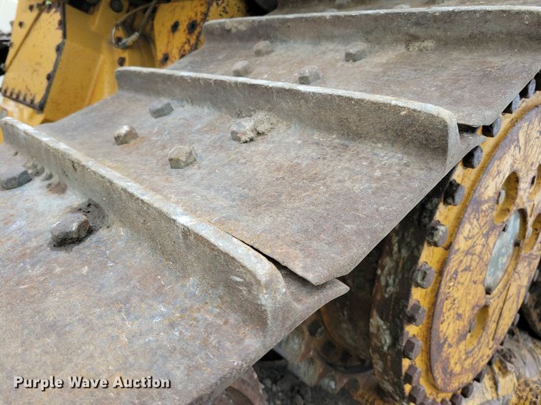 image for item DN3996 1998 Caterpillar D6R  dozer