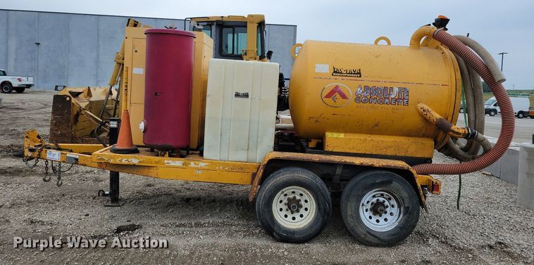 image for item DN3997 2006 Vac-Tron  vacuum excavator