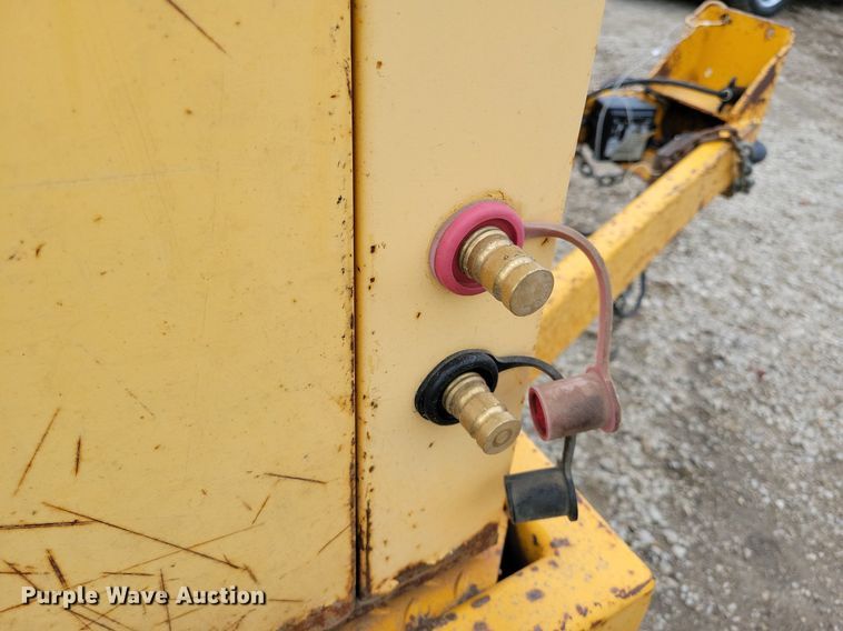 image for item DN3997 2006 Vac-Tron  vacuum excavator