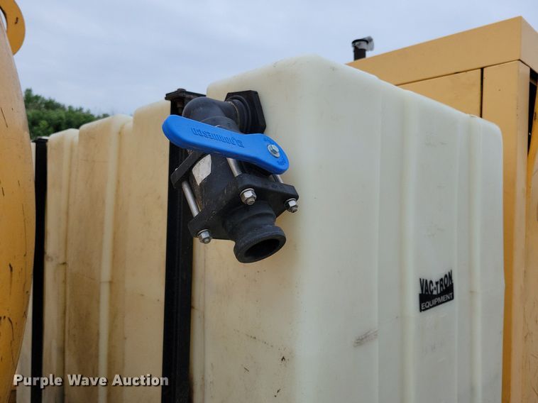 image for item DN3997 2006 Vac-Tron  vacuum excavator