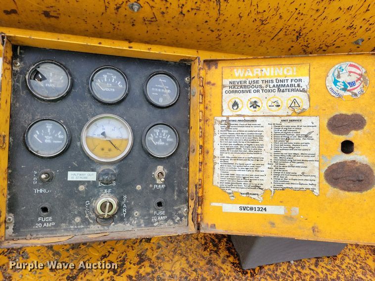 image for item DN3997 2006 Vac-Tron  vacuum excavator