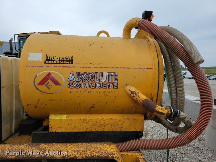 image for item DN3997 2006 Vac-Tron  vacuum excavator