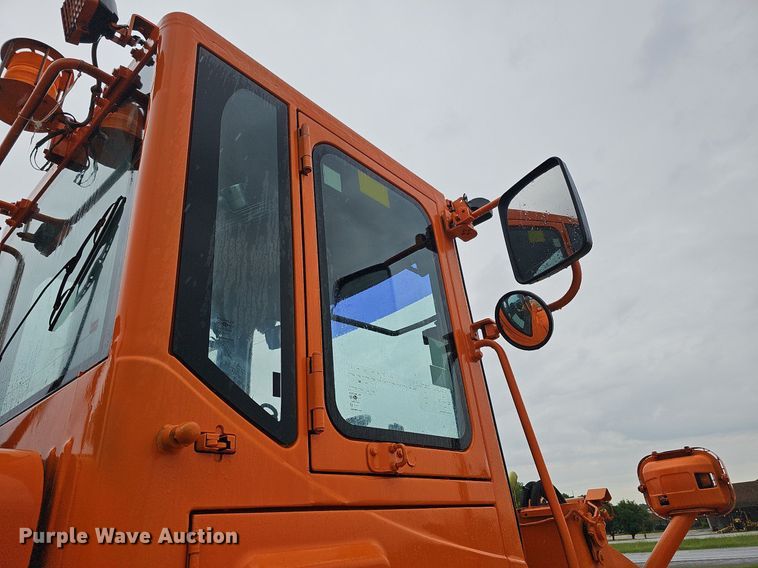 image for item DO2730 Doosan DL200  wheel loader