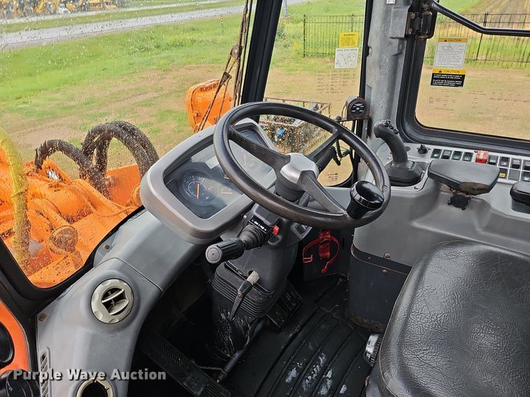image for item DO2730 Doosan DL200  wheel loader