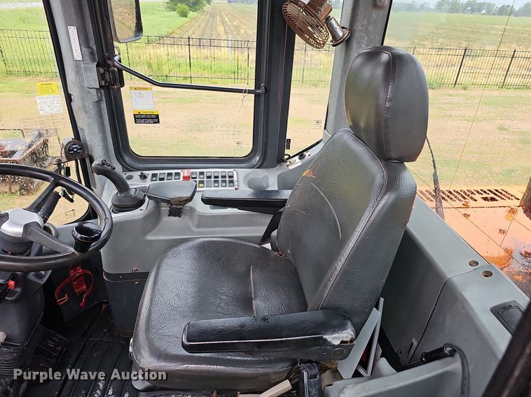 image for item DO2730 Doosan DL200  wheel loader