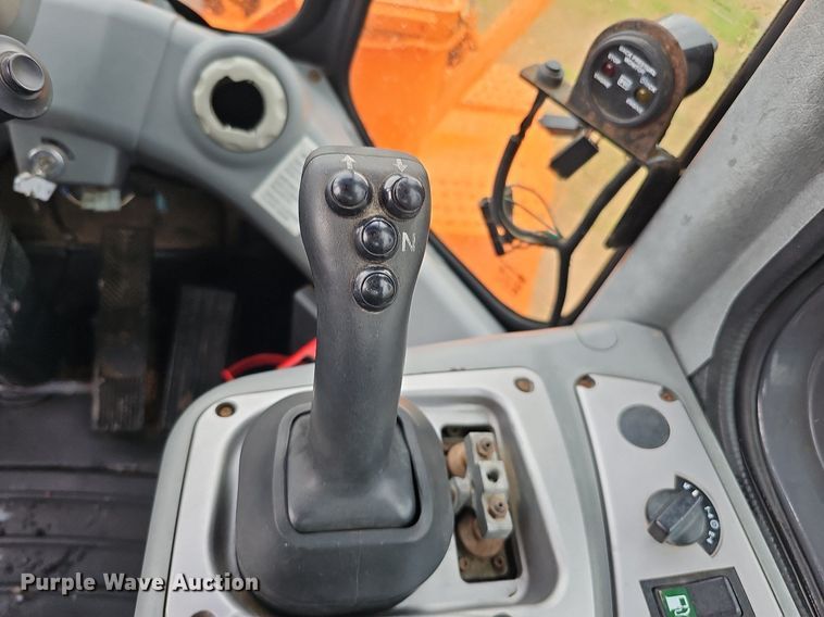 image for item DO2730 Doosan DL200  wheel loader