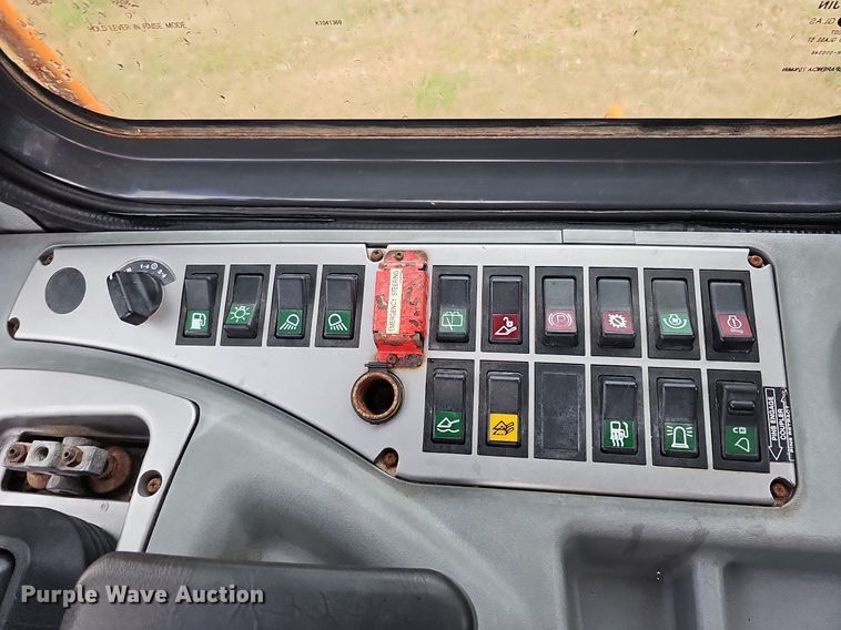 image for item DO2730 Doosan DL200  wheel loader