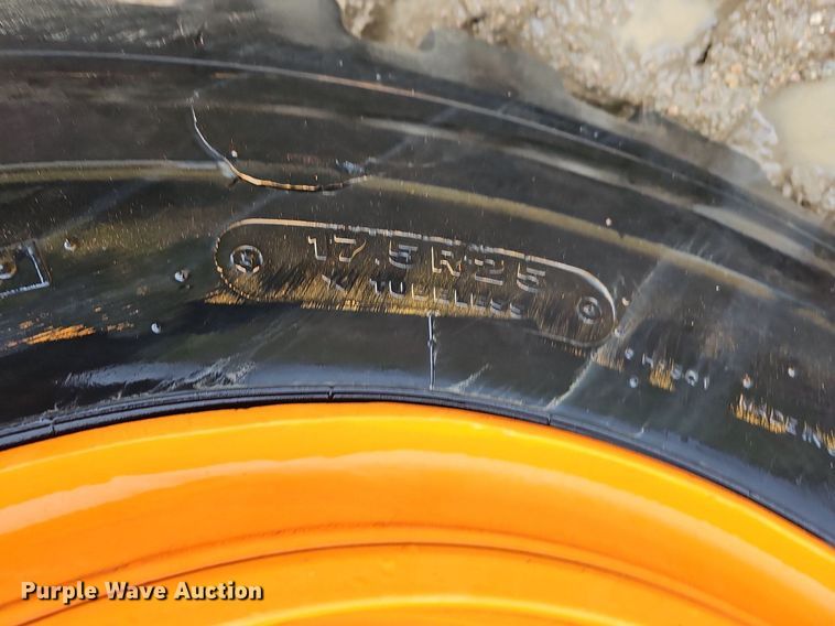 image for item DO2730 Doosan DL200  wheel loader