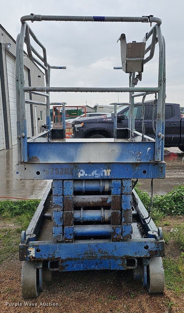 image for item DO2731 Up Right X31N  scissor lift