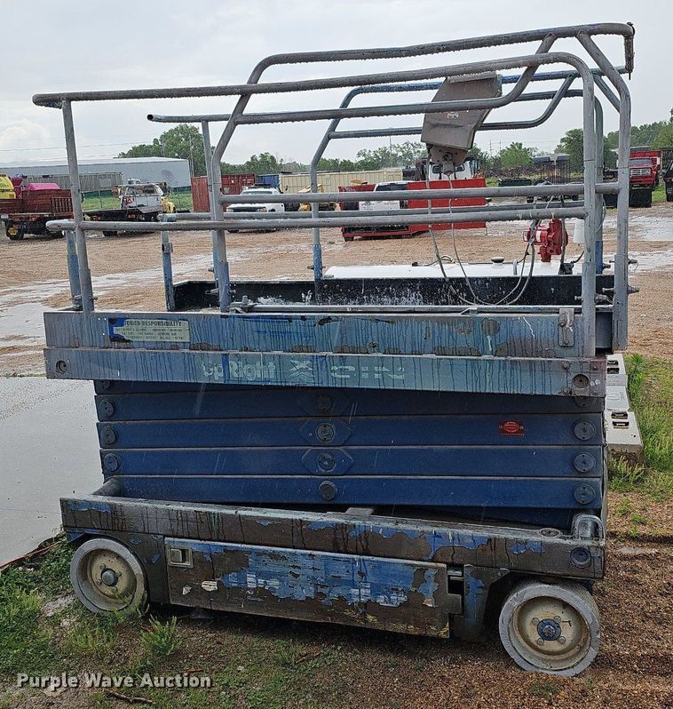 image for item DO2731 Up Right X31N  scissor lift