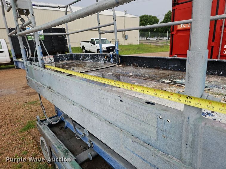 image for item DO2731 Up Right X31N  scissor lift