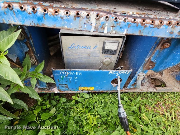 image for item DO2731 Up Right X31N  scissor lift