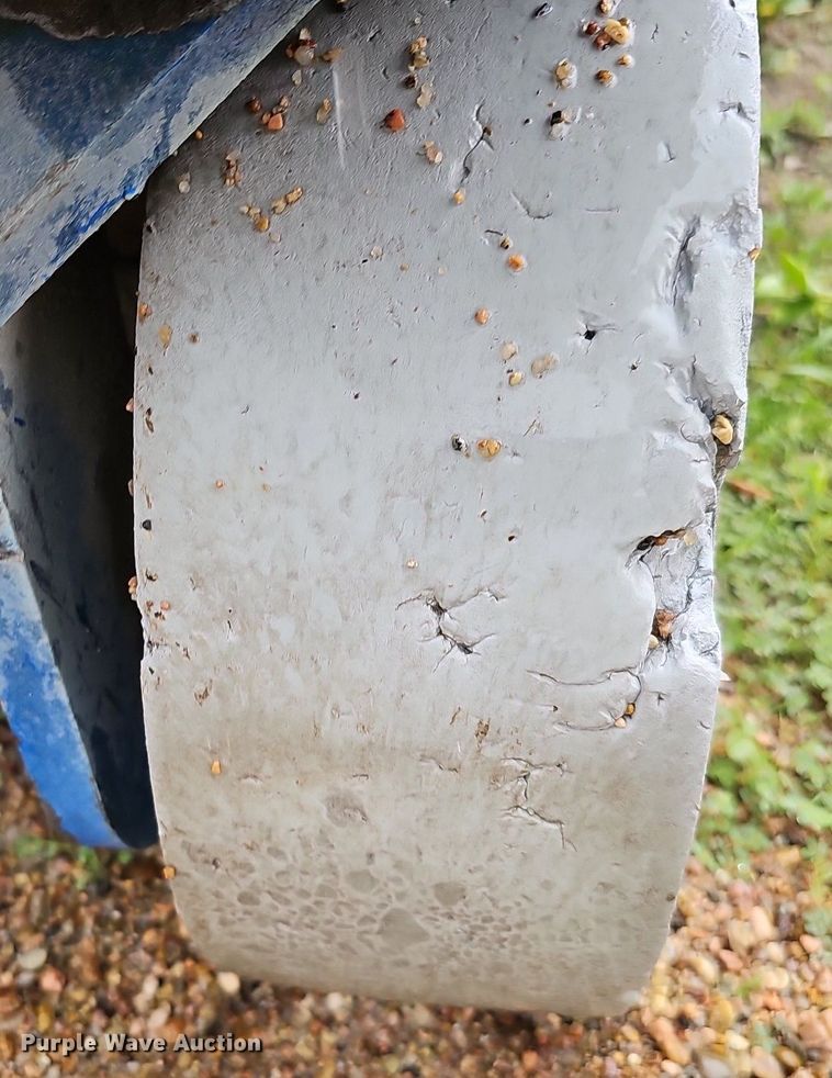 image for item DO2731 Up Right X31N  scissor lift