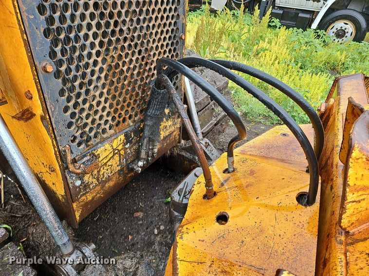 image for item DO2732 1982 Case 850C  dozer