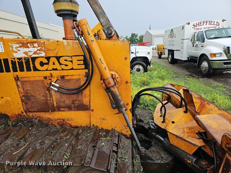 image for item DO2732 1982 Case 850C  dozer