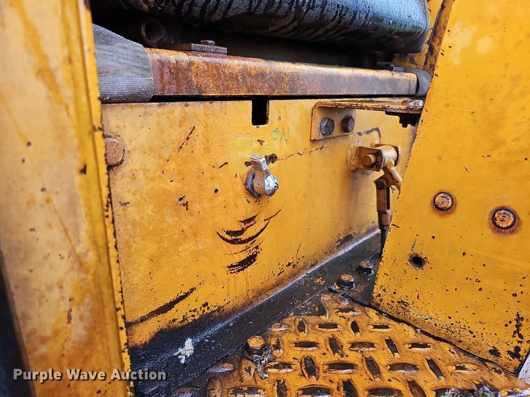 image for item DO2732 1982 Case 850C  dozer