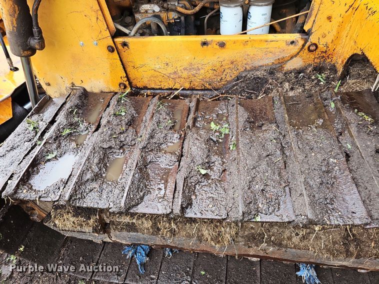 image for item DO2732 1982 Case 850C  dozer