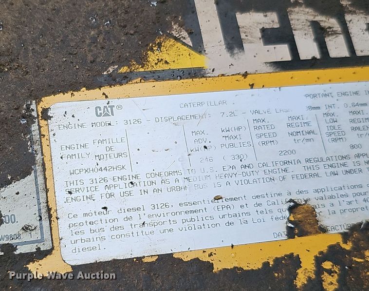 image for item DO2733 1998 GMC C6500  chipper truck