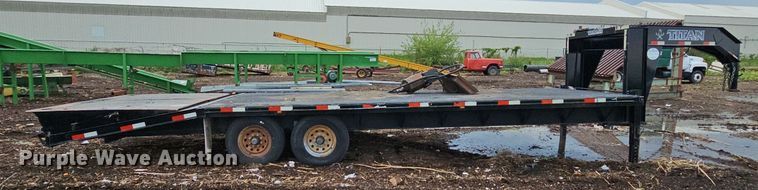image for item DO2735 2013 Titan DF5954  equipment trailer