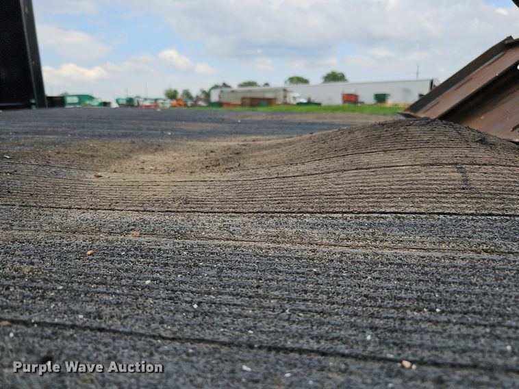 image for item DO2735 2013 Titan DF5954  equipment trailer