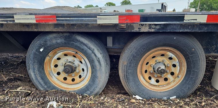 image for item DO2735 2013 Titan DF5954  equipment trailer