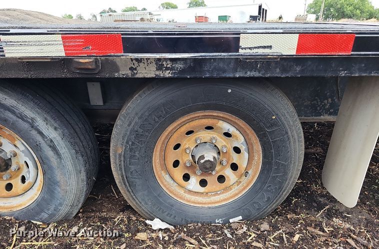 image for item DO2735 2013 Titan DF5954  equipment trailer