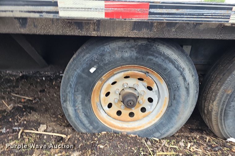 image for item DO2735 2013 Titan DF5954  equipment trailer