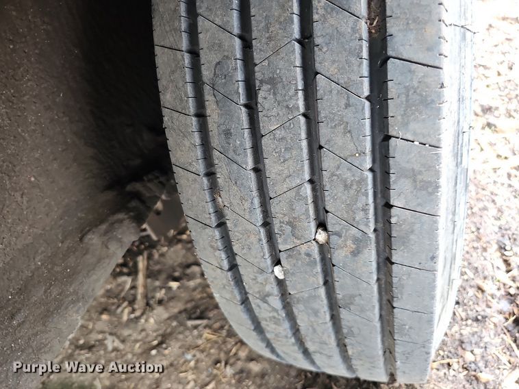 image for item DO2735 2013 Titan DF5954  equipment trailer