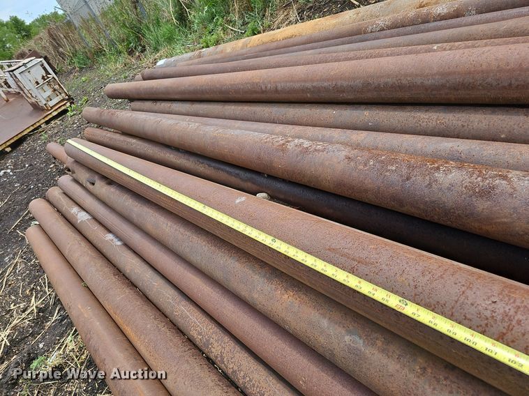 image for item DO2739 Approximately 33 pipes