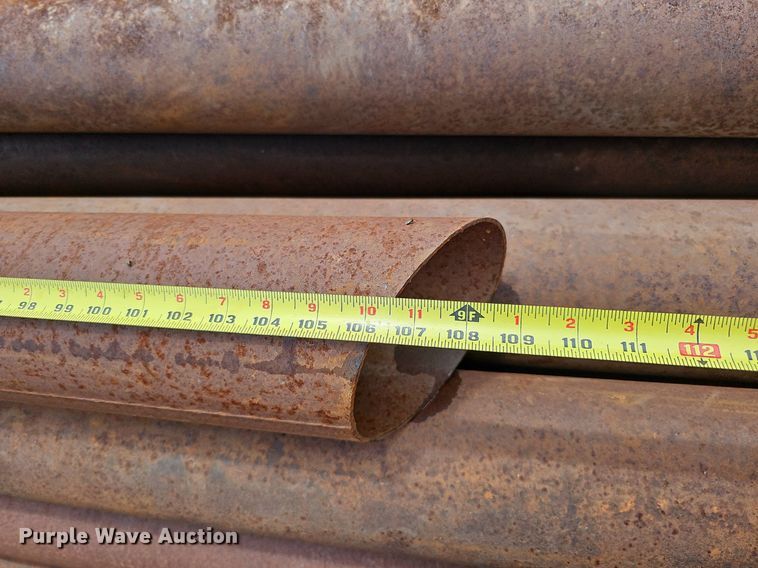 image for item DO2739 Approximately 33 pipes