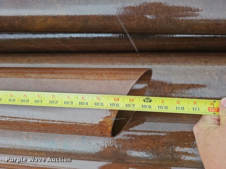 image for item DO2739 Approximately 33 pipes